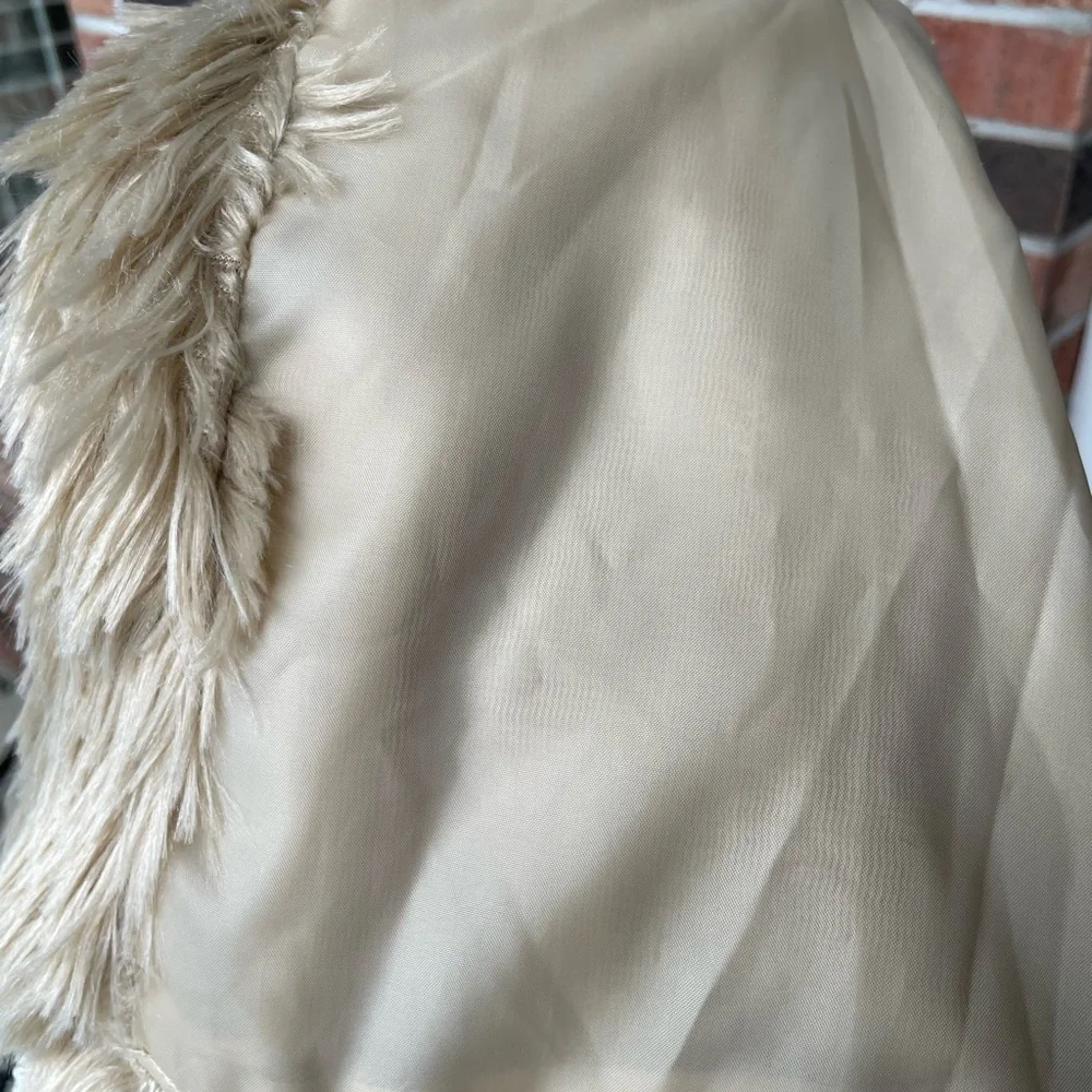 NY Collection Cropped‎ Jacket Faux Fur Tan Shrug